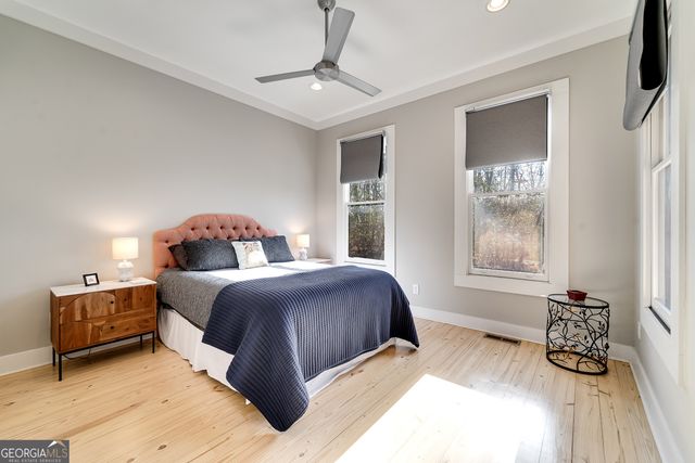 258 Turtle Cove, Clayton, GA 30525