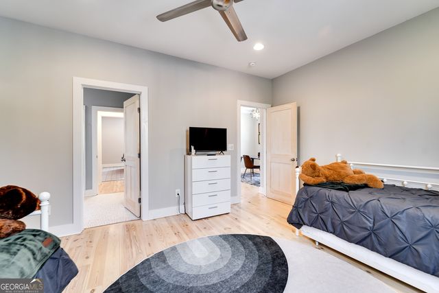 258 Turtle Cove, Clayton, GA 30525