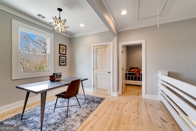 258 Turtle Cove, Clayton, GA 30525