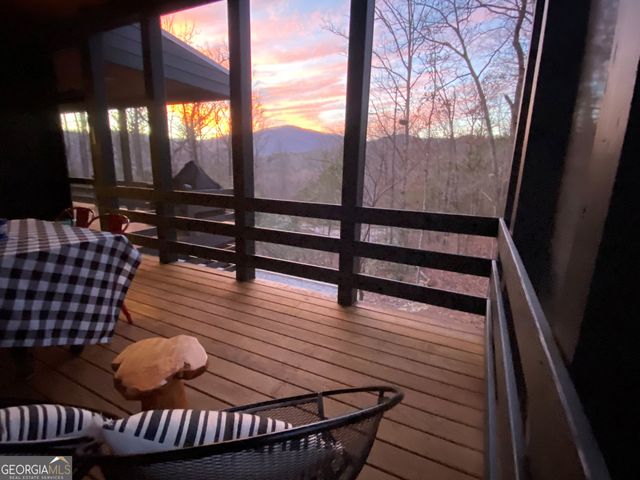 258 Turtle Cove, Clayton, GA 30525