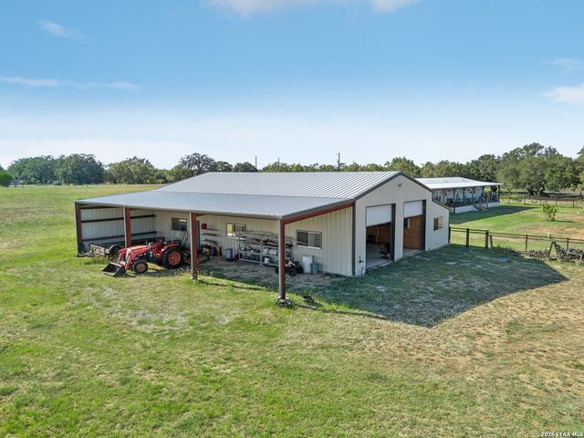 9009 Farm to Market 462 S., Hondo, TX 78861