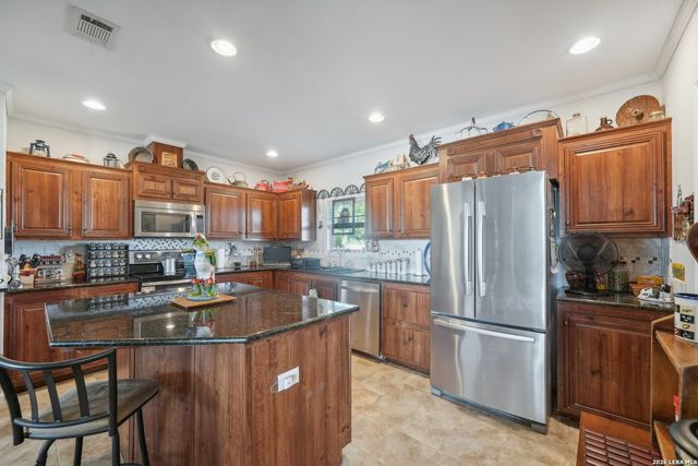 9009 Farm to Market 462 S., Hondo, TX 78861