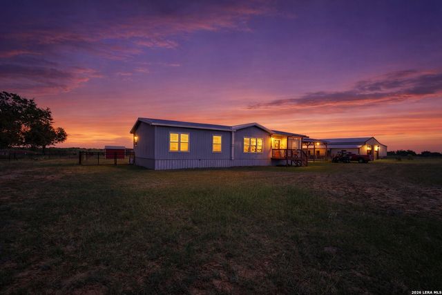 9009 Farm to Market 462 S., Hondo, TX 78861