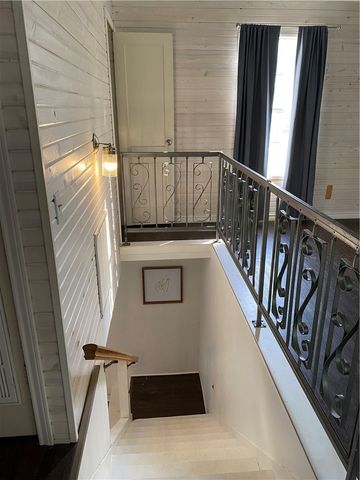 196 E Lake View Trl, Sandia, TX 78383