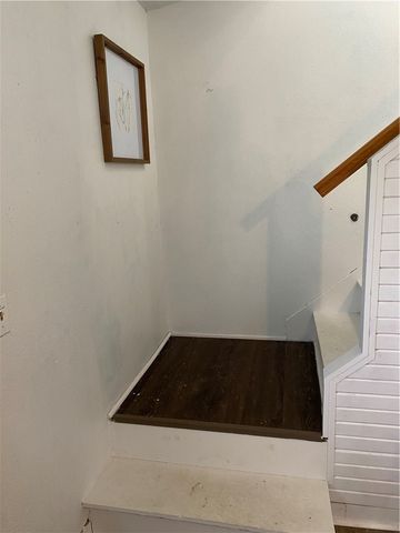 196 E Lake View Trl, Sandia, TX 78383