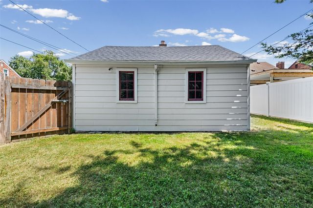 555 N Martha Street, Dearborn, MI 48128
