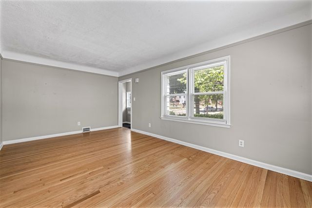 555 N Martha Street, Dearborn, MI 48128