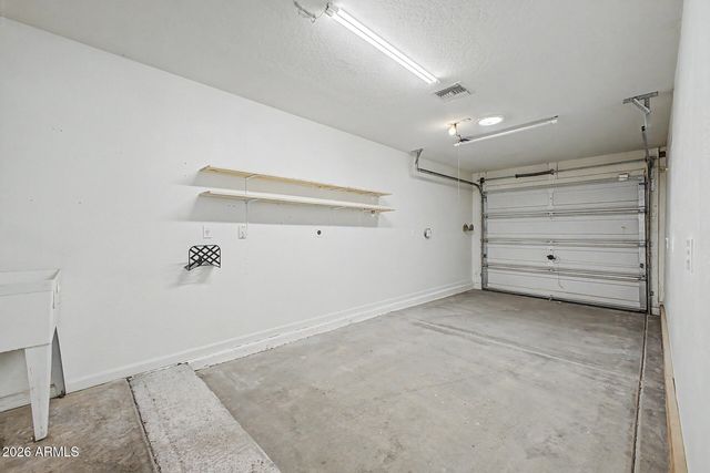 7192 W DREYFUS Drive, Peoria, AZ 85381
