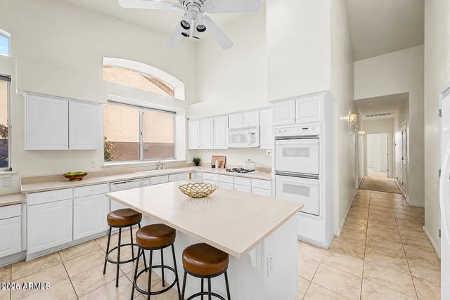 7192 W DREYFUS Drive, Peoria, AZ 85381