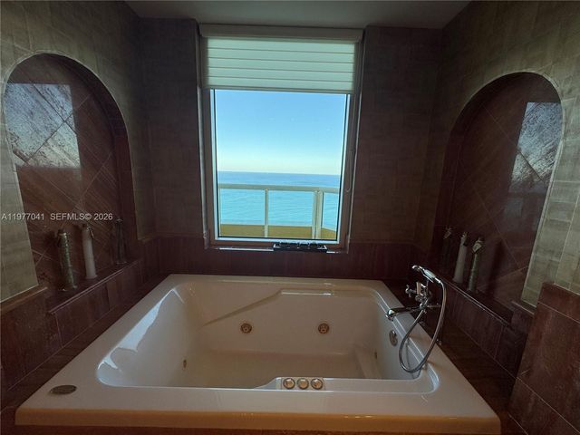 17875 Collins Ave 4306, Sunny Isles Beach, FL 33160