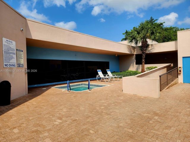 9101 Lime Bay Blvd 305, Tamarac, FL 33321