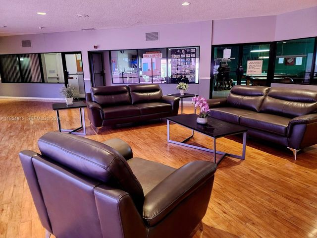 9101 Lime Bay Blvd 305, Tamarac, FL 33321