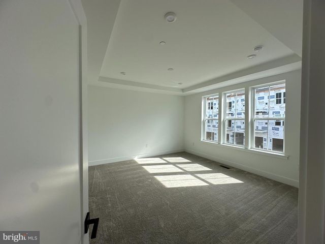 10102 DONATELLO, Princeton, NJ 08550