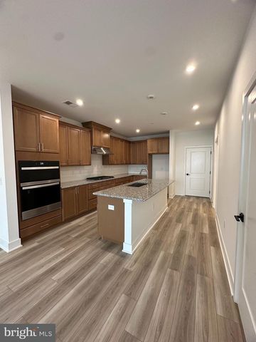 10102 DONATELLO, Princeton, NJ 08550