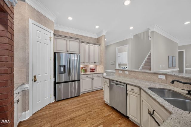 805 Dominion Hill Drive, Cary, NC 27519