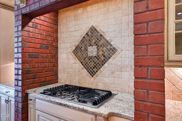 805 Dominion Hill Drive, Cary, NC 27519