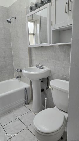 50-22 43rd Street, Woodside, NY 11377