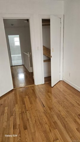 50-22 43rd Street, Woodside, NY 11377