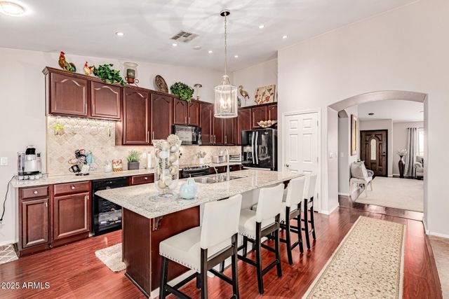 34498 N APPALOOSA Way, San Tan Valley, AZ 85144