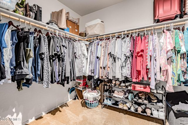 34498 N APPALOOSA Way, San Tan Valley, AZ 85144