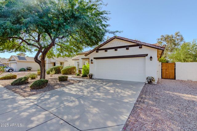 34498 N APPALOOSA Way, San Tan Valley, AZ 85144