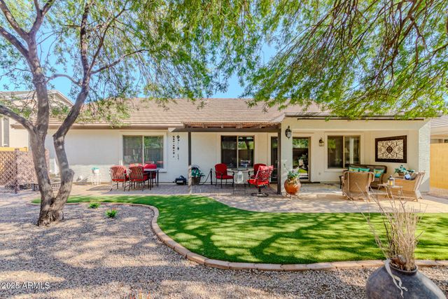 34498 N APPALOOSA Way, San Tan Valley, AZ 85144