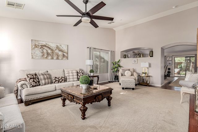 34498 N APPALOOSA Way, San Tan Valley, AZ 85144