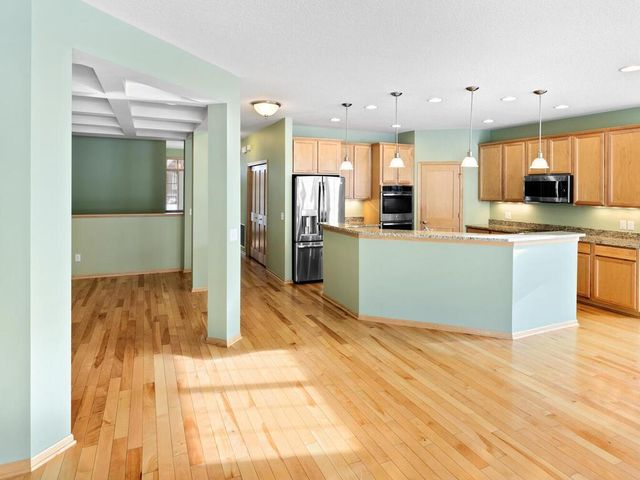 7425 Peony Lane N, Maple Grove, MN 55311