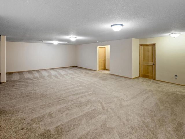 7425 Peony Lane N, Maple Grove, MN 55311