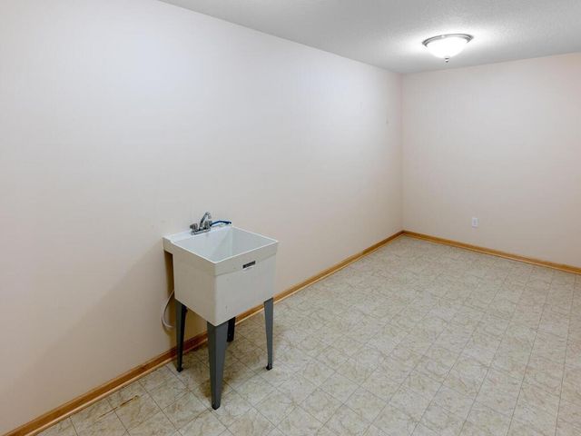 7425 Peony Lane N, Maple Grove, MN 55311