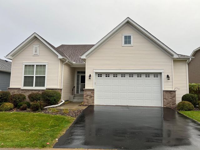 7425 Peony Lane N, Maple Grove, MN 55311