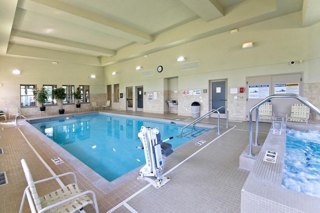 7425 Peony Lane N, Maple Grove, MN 55311