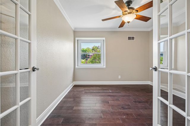 2500 Steck Ave 18, Austin, TX 78757