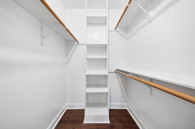 2500 Steck Ave 18, Austin, TX 78757