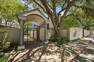 2500 Steck Ave 18, Austin, TX 78757