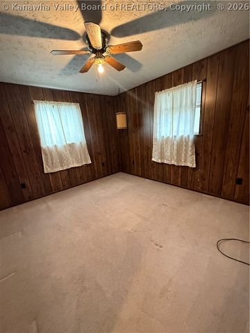 5269 Hewett Circle, Hewett, WV 25108