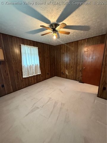 5269 Hewett Circle, Hewett, WV 25108