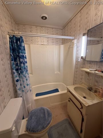 5269 Hewett Circle, Hewett, WV 25108