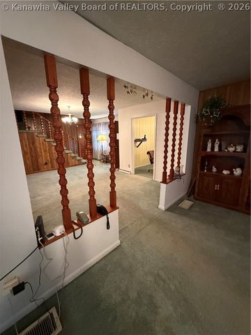 5269 Hewett Circle, Hewett, WV 25108