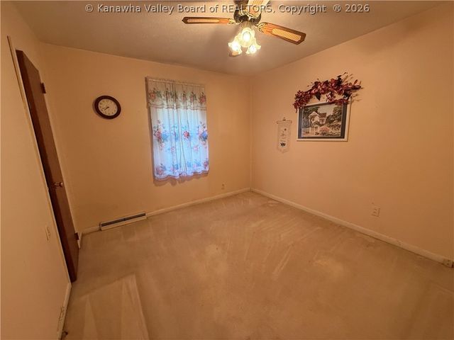 5269 Hewett Circle, Hewett, WV 25108