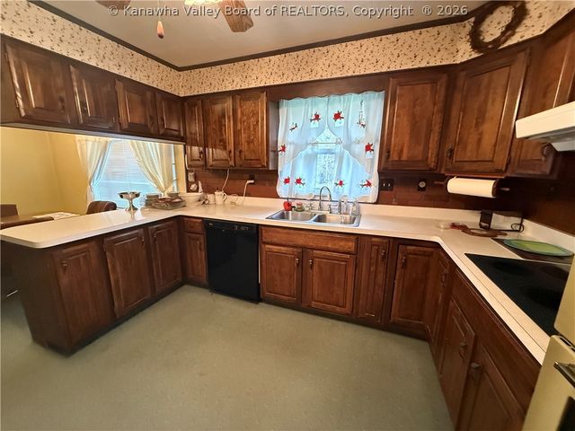 5269 Hewett Circle, Hewett, WV 25108