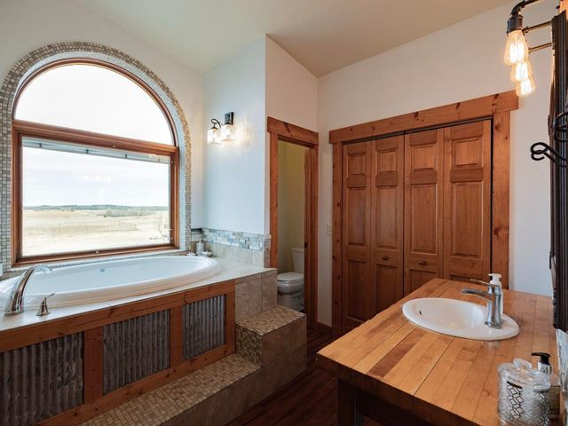 1335 Quartz Rd, Minneapolis, KS 67467