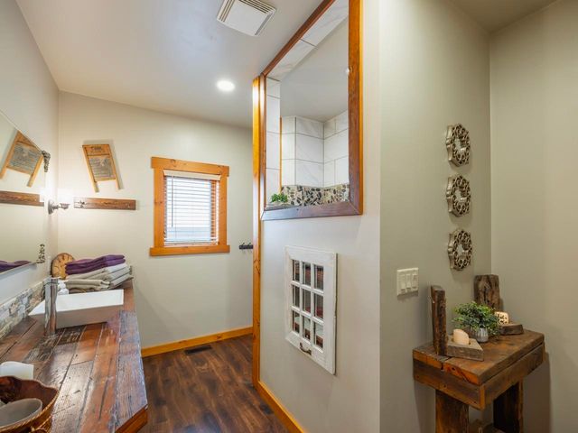 1335 Quartz Rd, Minneapolis, KS 67467