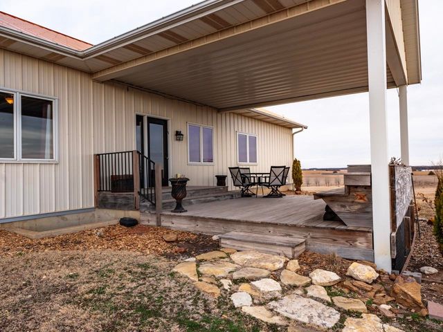 1335 Quartz Rd, Minneapolis, KS 67467