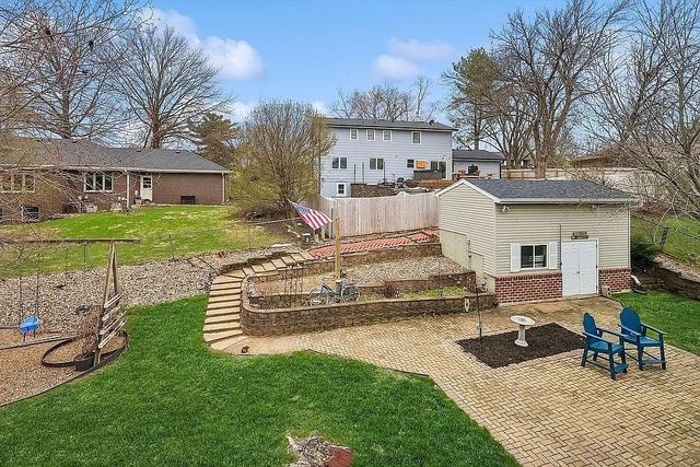 9654 Elmcrest Drive, Clive, IA 50325