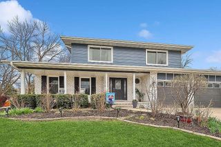 9654 Elmcrest Drive, Clive, IA 50325