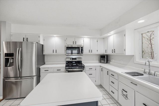 11790 Redwood Street NW, Coon Rapids, MN 55448