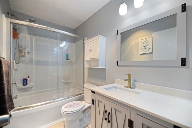 11790 Redwood Street NW, Coon Rapids, MN 55448