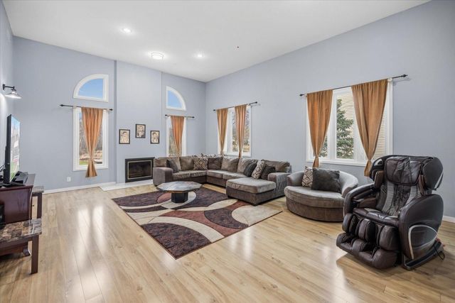 11790 Redwood Street NW, Coon Rapids, MN 55448