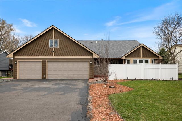 11790 Redwood Street NW, Coon Rapids, MN 55448